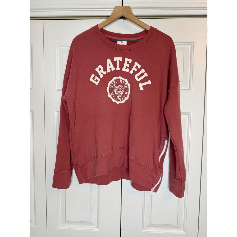 SUNDRY Women's 3 L Grateful Varsity Crewneck Popover Graphic Sweater Mauve Pink - Picture 10 of 12